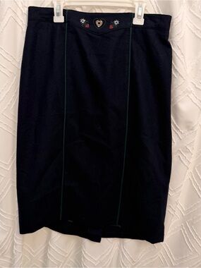 Laura Lebek Vintage Wool Blend Navy Blue Skirt with Embroidered Details 14